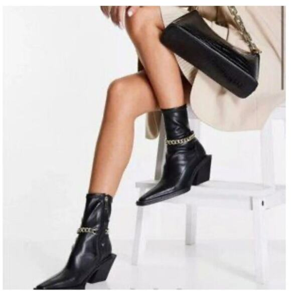 ASOS Design Black Western Ankle Boots with Gold Chain - Size 8 NWOB - Picture 1 of 7